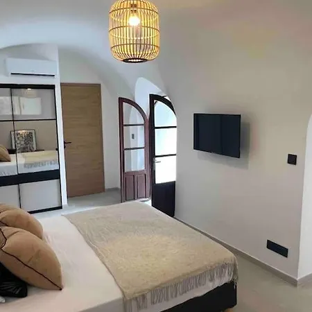 Authentique Vue Montagnes Avec Grand Patio Et Jacuzzi Chauffe Lägenhet *