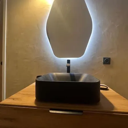 Authentique Vue Montagnes Avec Grand Patio Et Jacuzzi Chauffe Santa-Reparata-di-Balagna