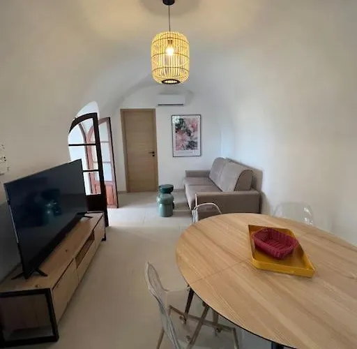 Authentique Vue Montagnes Avec Grand Patio Et Jacuzzi Chauffé Santa-Reparata-di-Balagna